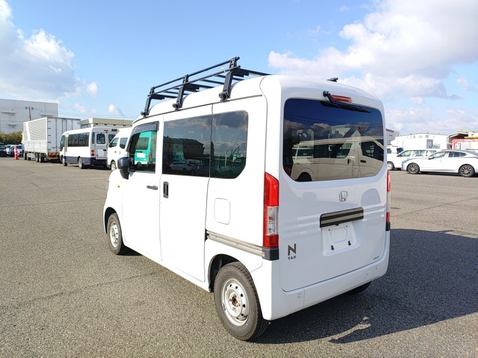 HONDA N-VAN