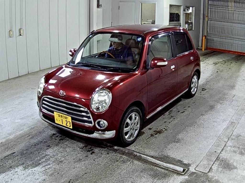 DAIHATSU MIRA GINO