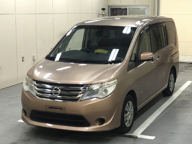 NISSAN SERENA