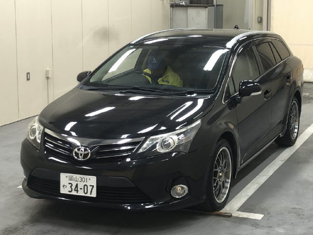 TOYOTA AVENSIS