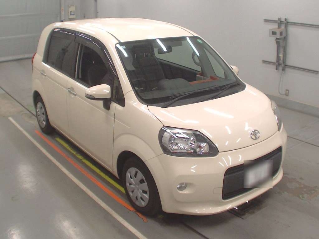 TOYOTA PORTE
