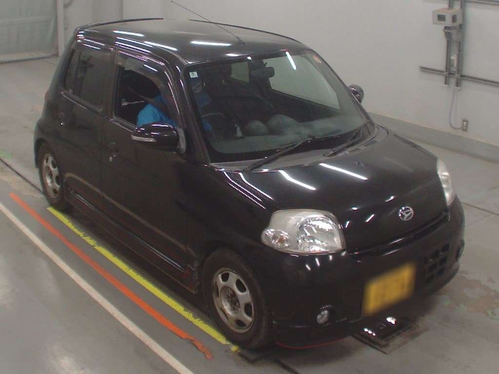 DAIHATSU ESSE