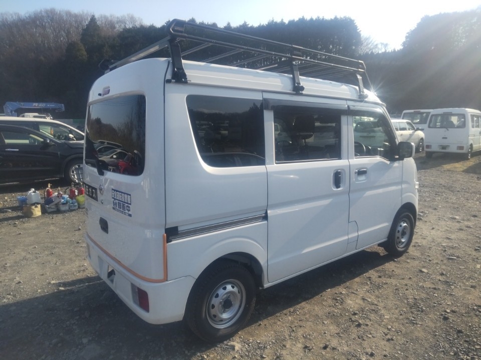 NISSAN NV100 CLIPPER
