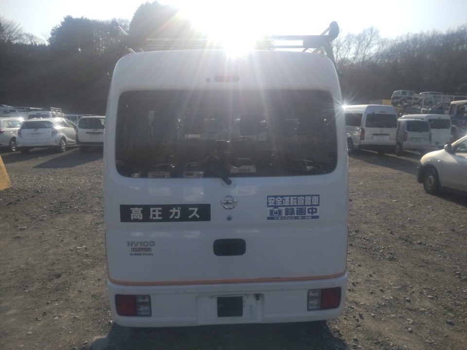 NISSAN NV100 CLIPPER