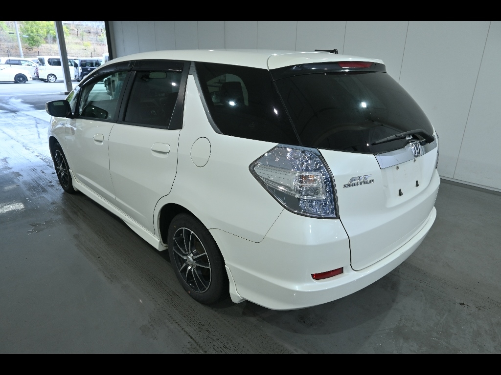 HONDA FIT SHUTTLE