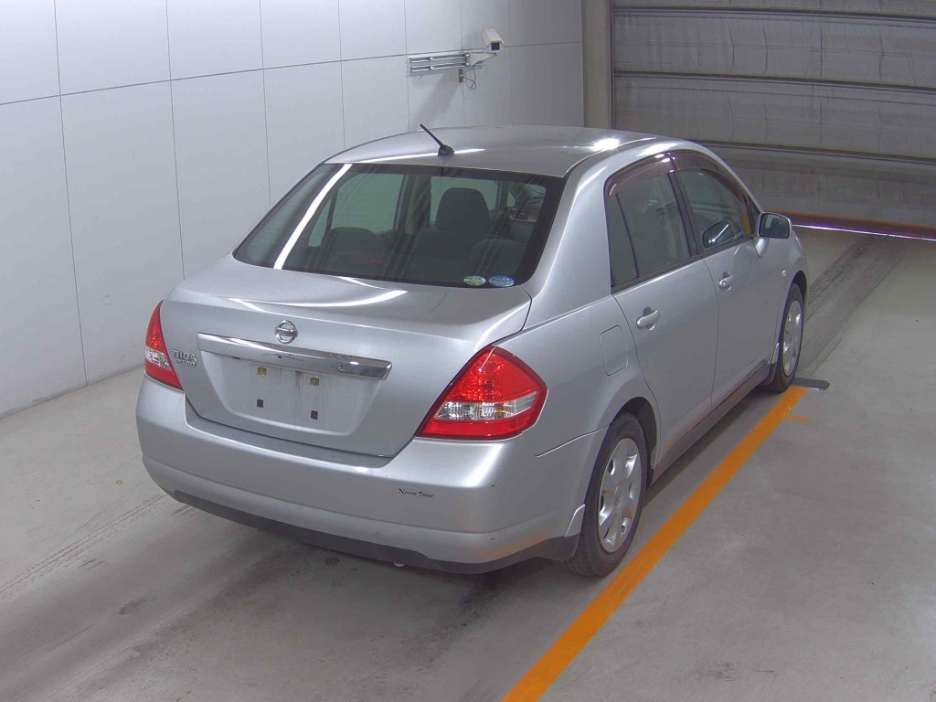 NISSAN TIIDA LATIO