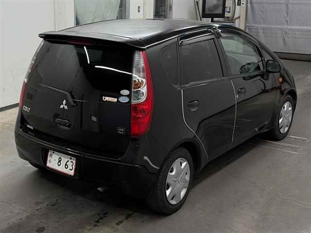 MITSUBISHI COLT