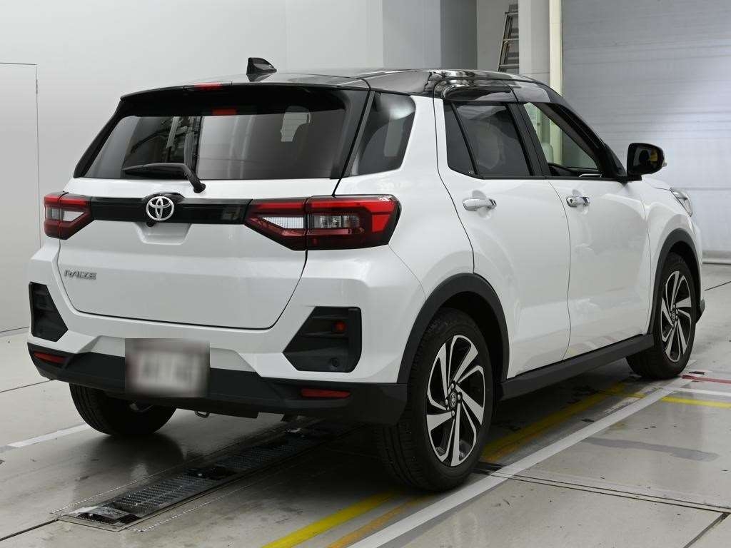 TOYOTA RAIZE