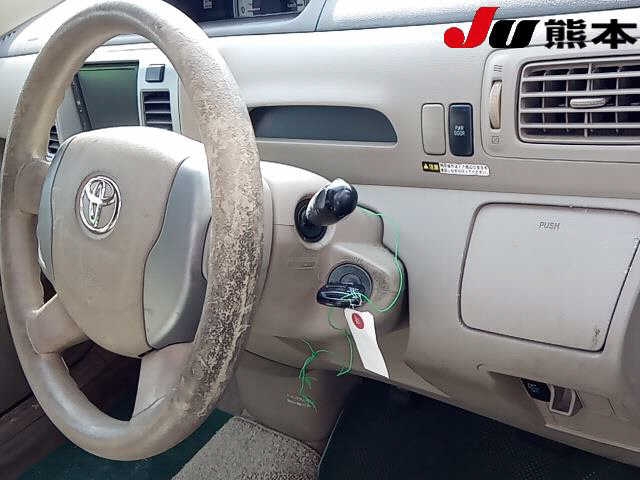 TOYOTA RAUM