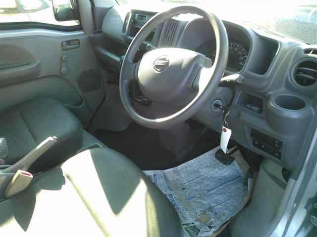 NISSAN NV100 CLIPPER