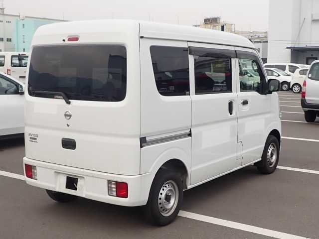 NISSAN NV100 CLIPPER