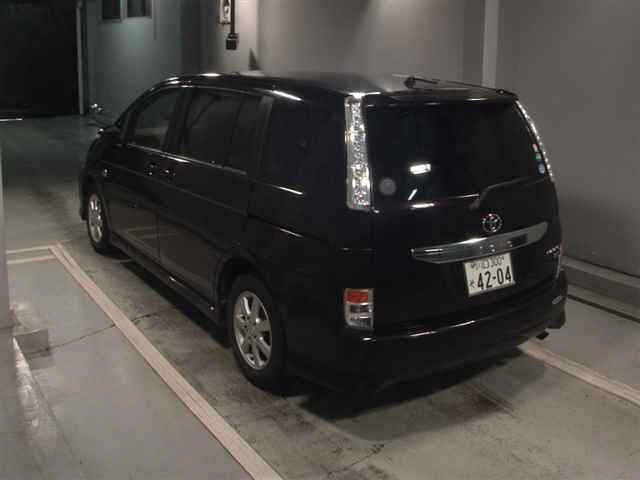 TOYOTA ISIS