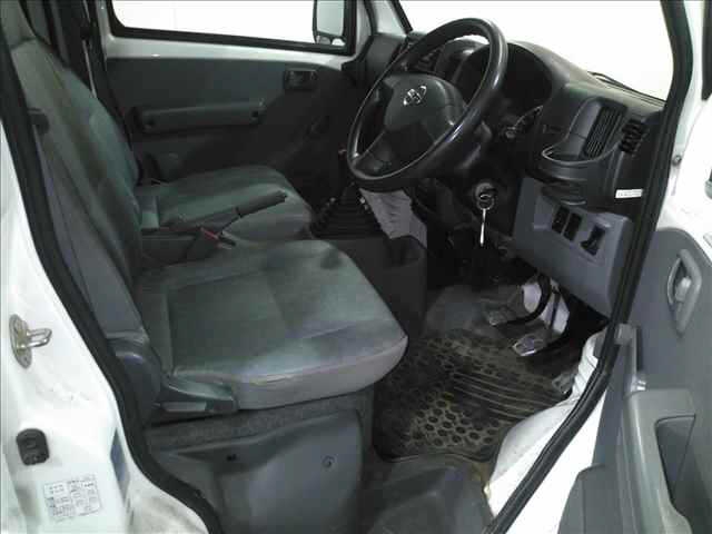 NISSAN CLIPPER