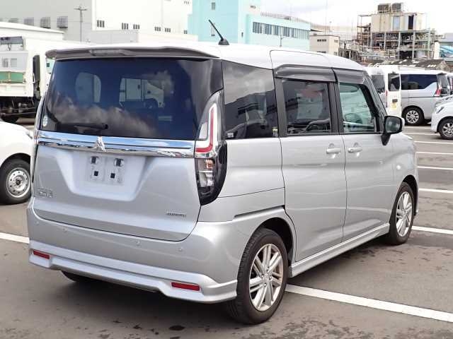 MITSUBISHI DELICA D:2