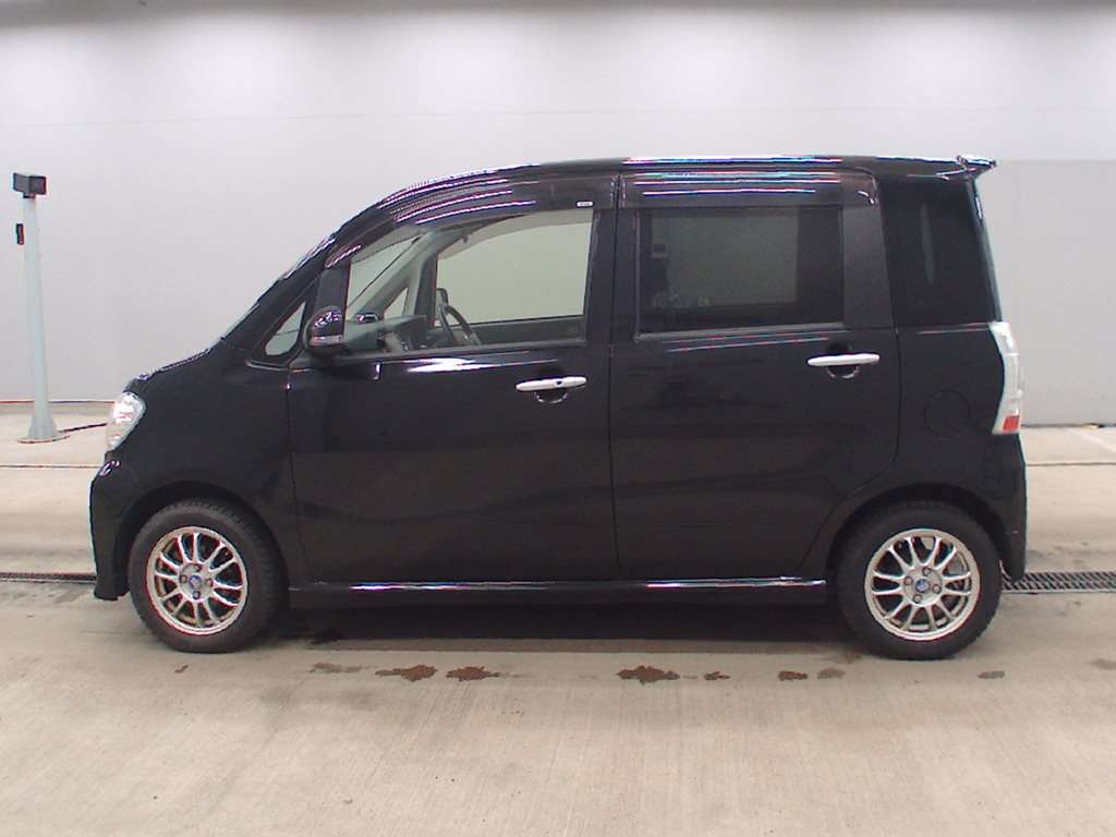 DAIHATSU TANTO EXE