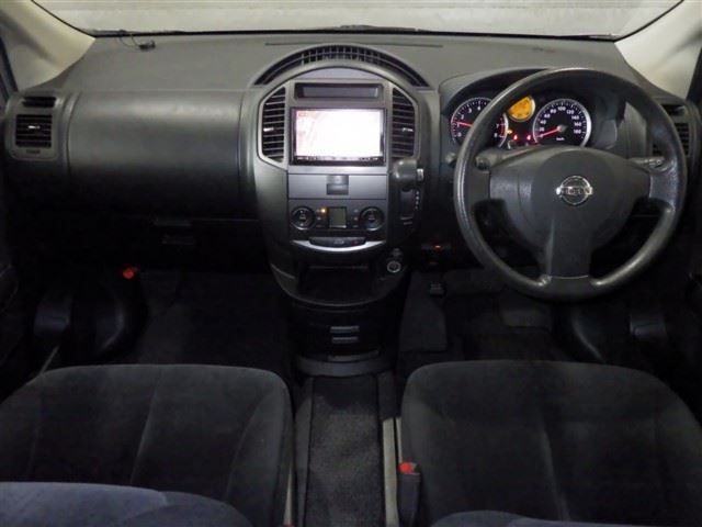 NISSAN LAFESTA