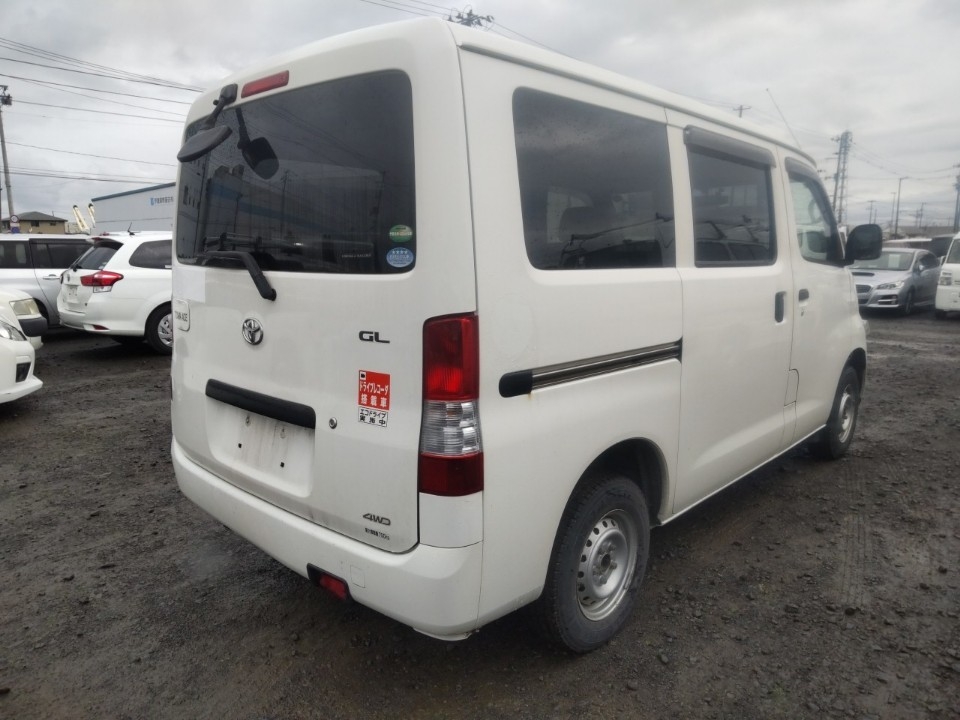 TOYOTA TOWN ACE