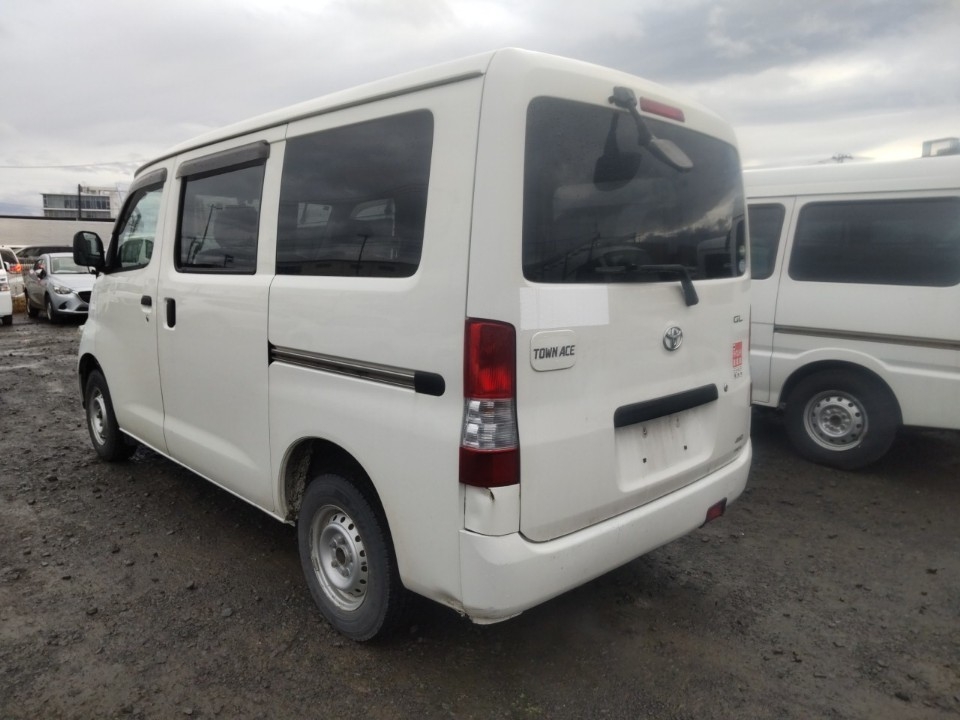 TOYOTA TOWN ACE