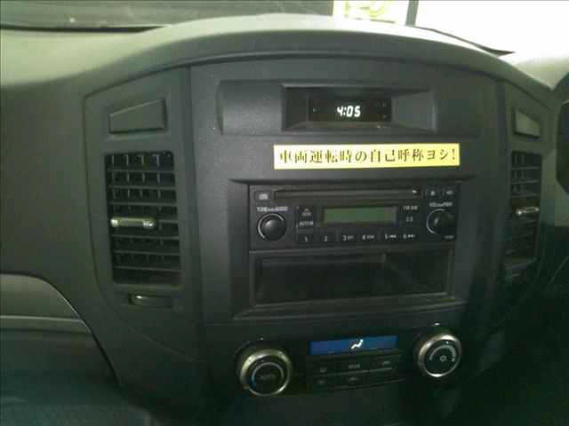 MITSUBISHI PAJERO