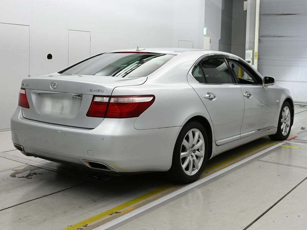 LEXUS LS460