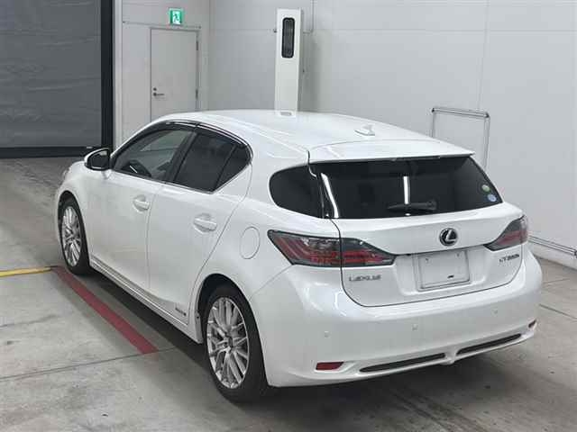 LEXUS CT200H