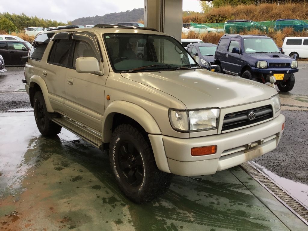 TOYOTA HILUX SURF