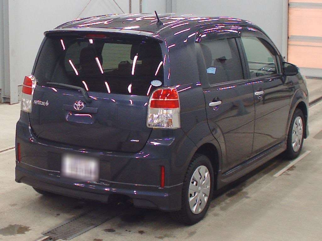 TOYOTA SPADE