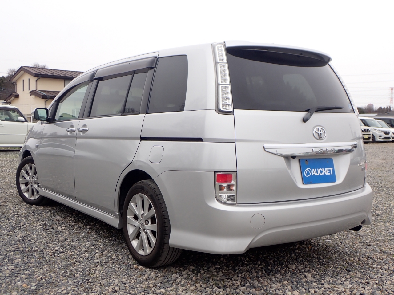 TOYOTA ISIS