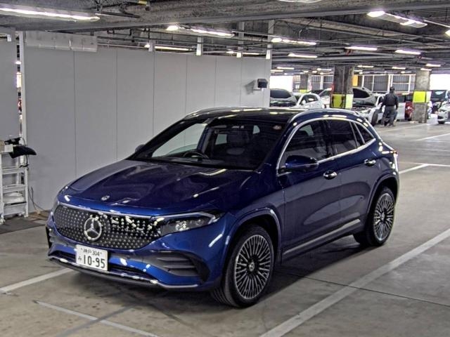 MERCEDES-BENZ EQA