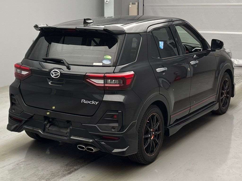 DAIHATSU ROCKY