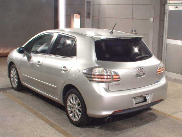 TOYOTA BLADE