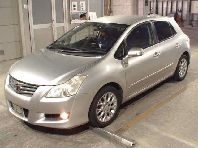 TOYOTA BLADE