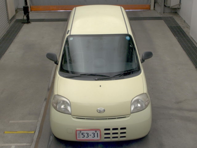 DAIHATSU ESSE