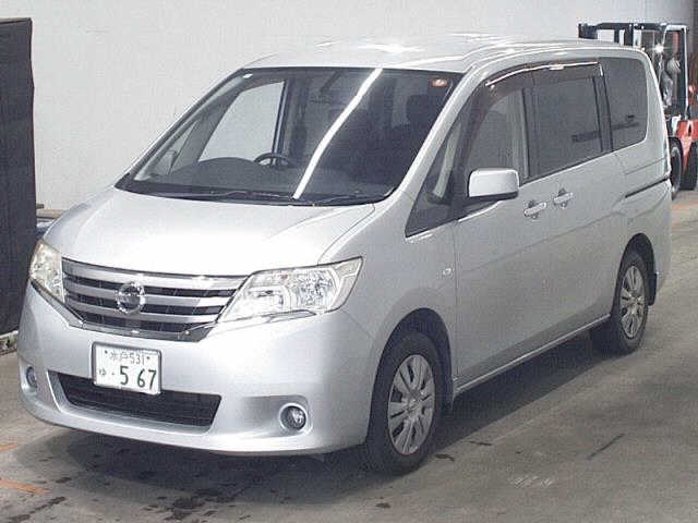 NISSAN SERENA
