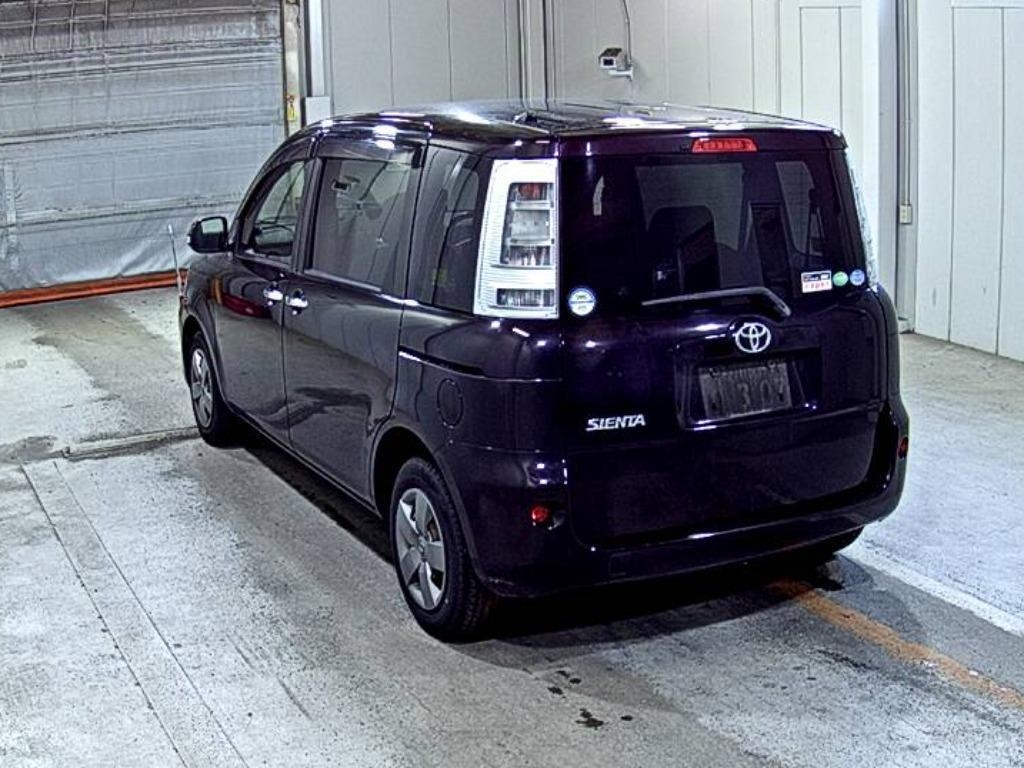 TOYOTA SIENTA