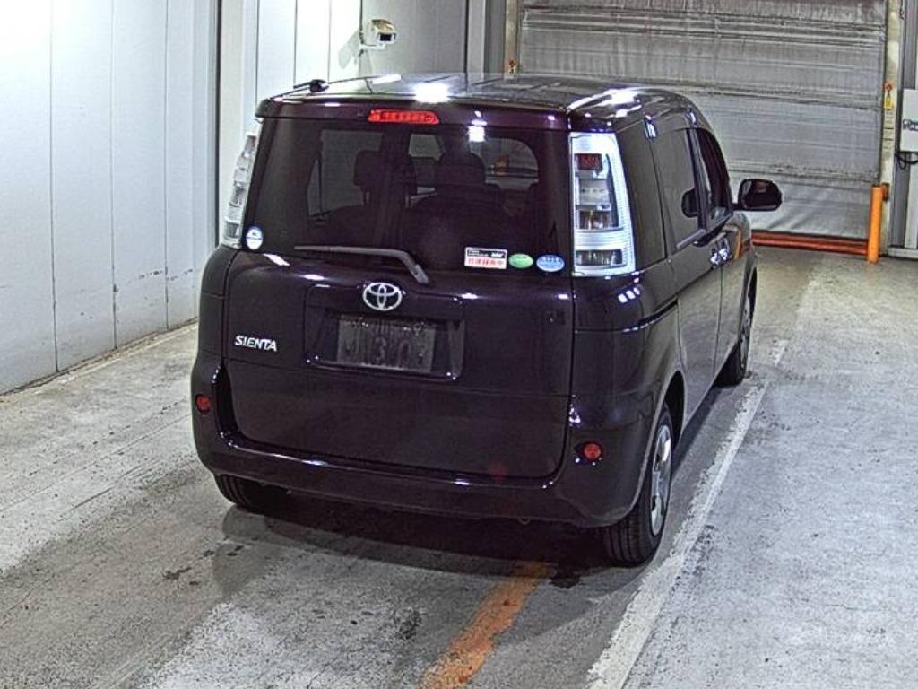 TOYOTA SIENTA