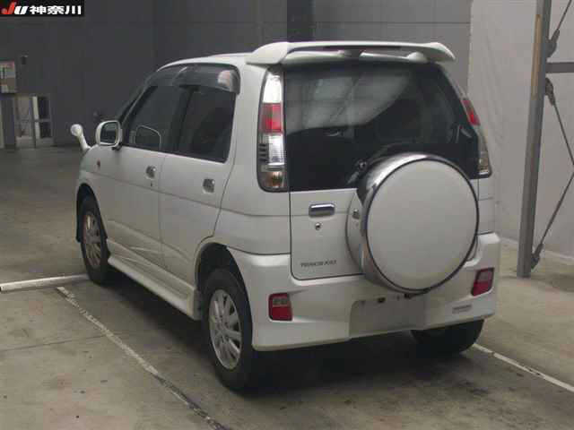 DAIHATSU TERIOS KID