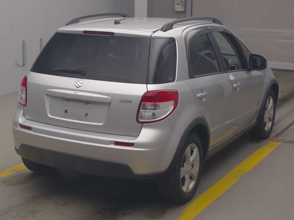 SUZUKI SX4