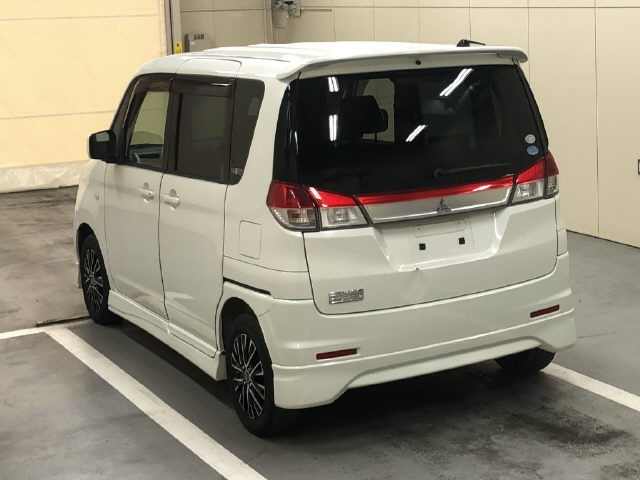 MITSUBISHI DELICA D:2
