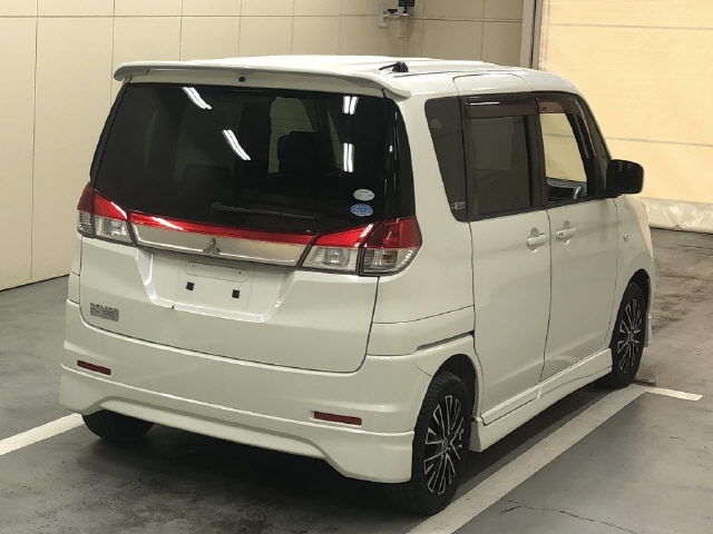 MITSUBISHI DELICA D:2