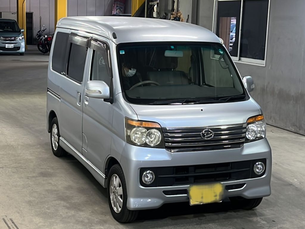 DAIHATSU ATRAI