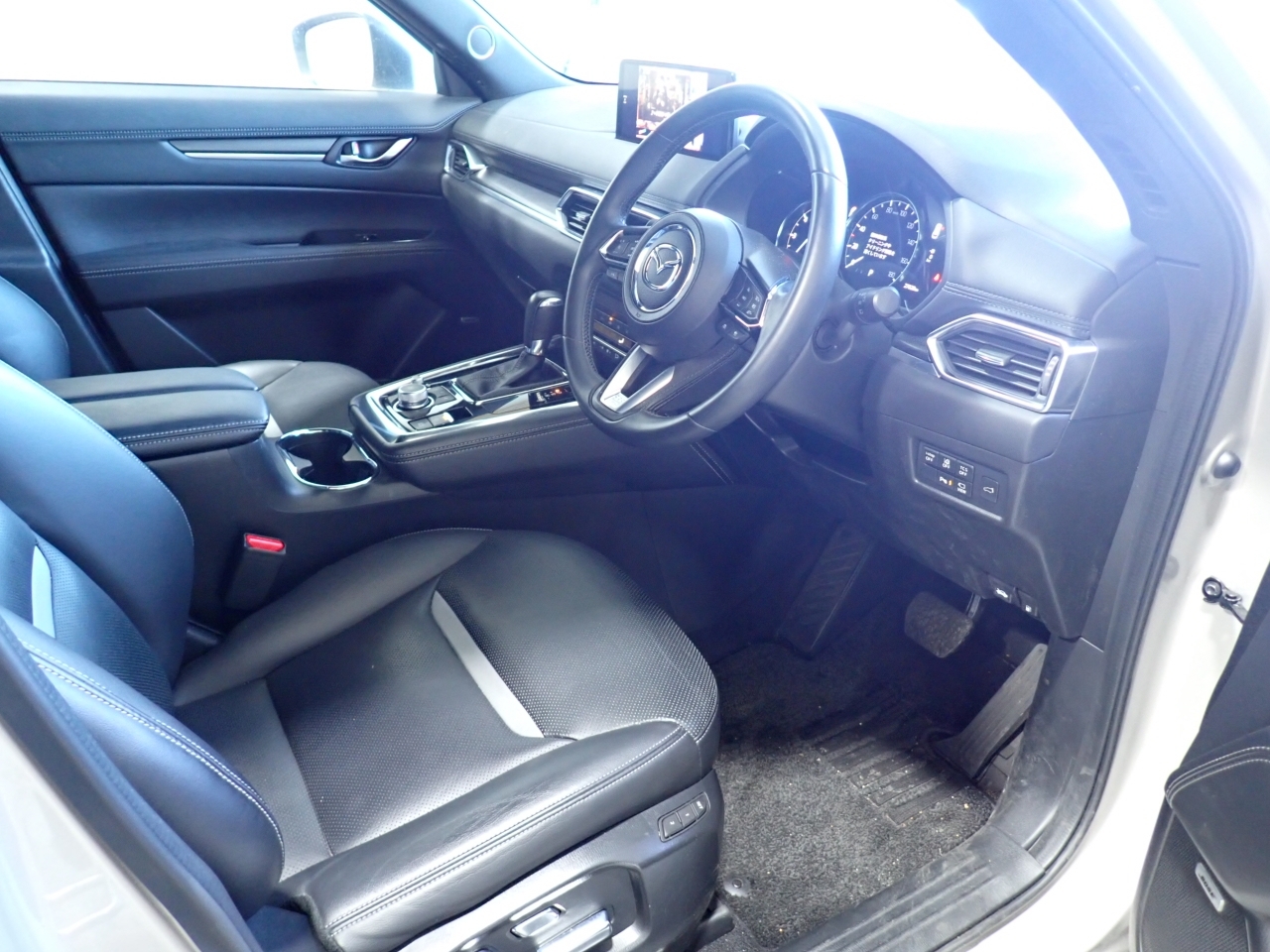 MAZDA CX-8
