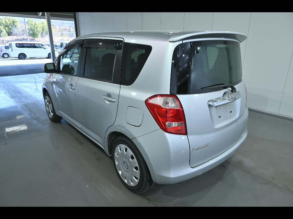 TOYOTA RACTIS
