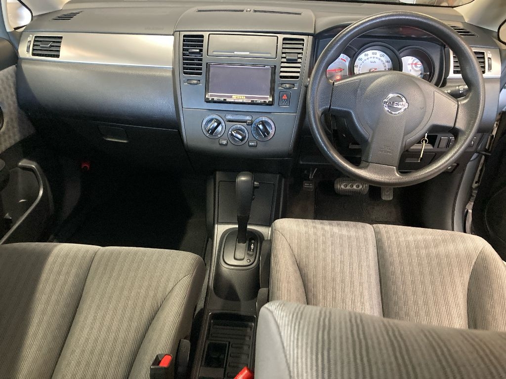 NISSAN TIIDA LATIO