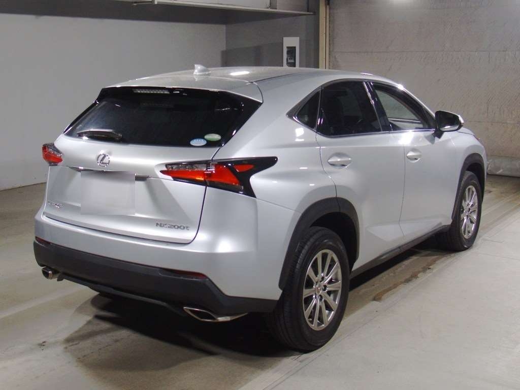 LEXUS NX200T