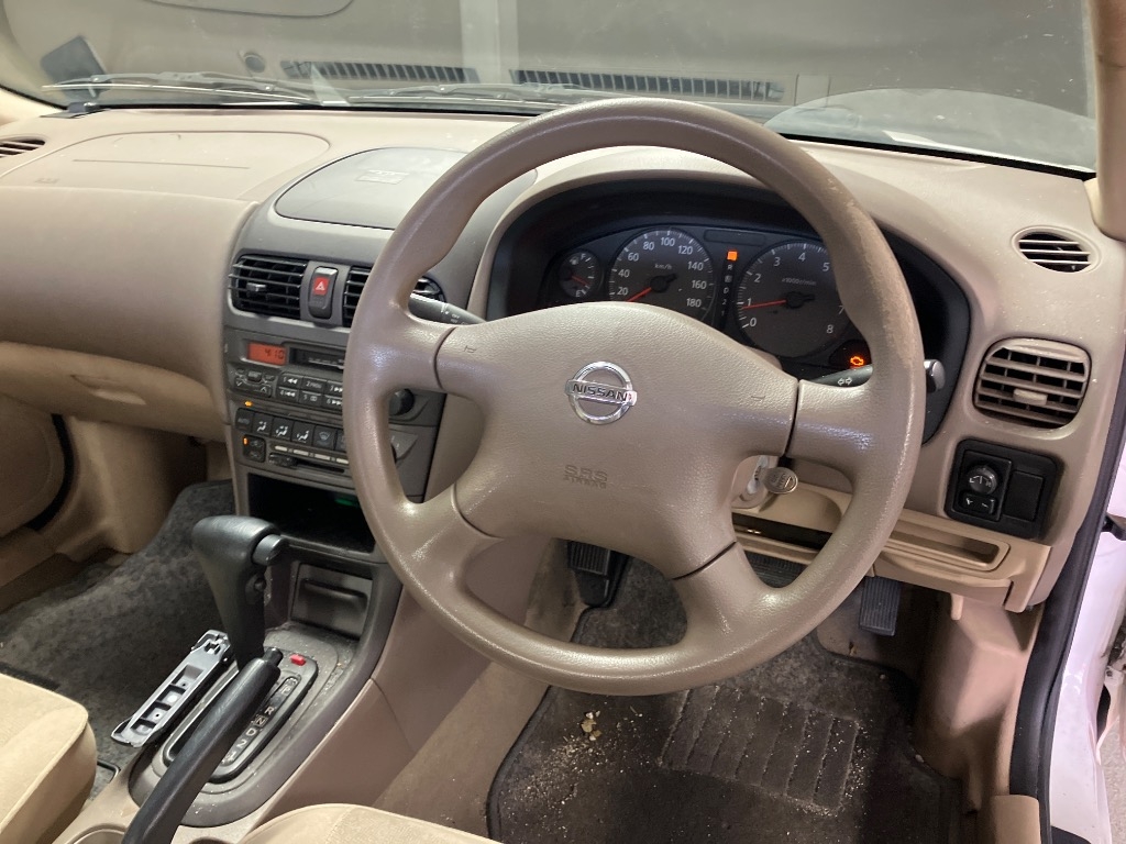 NISSAN SUNNY