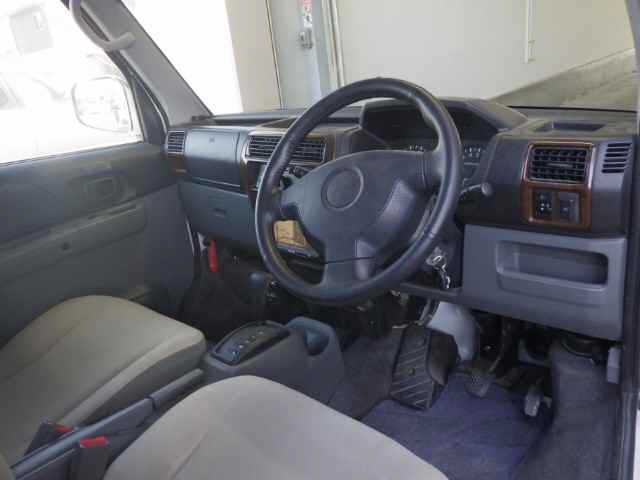 MITSUBISHI TOWN BOX