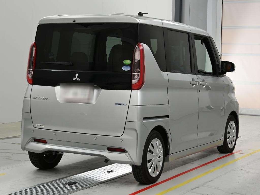 MITSUBISHI EK SPACE