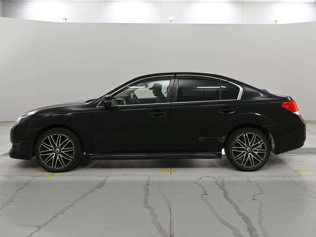 SUBARU LEGACY B4