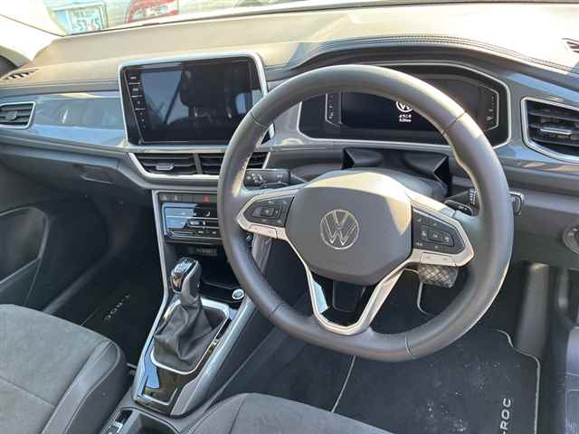 VOLKSWAGEN T-ROC